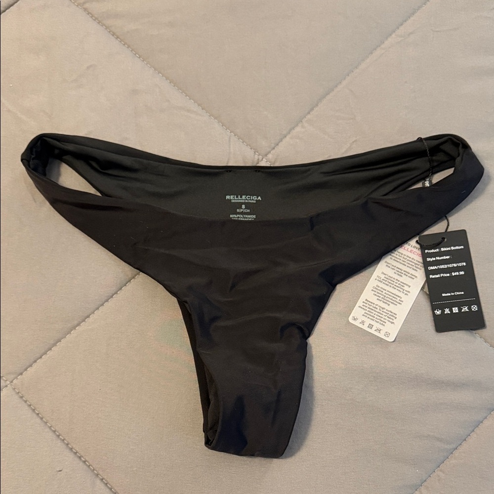RELLECIGA Classic Black cheeky Bottom